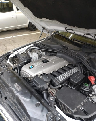 BMW Seria 5 cena 17600 przebieg: 220500, rok produkcji 2005 z Jeziorany małe 46